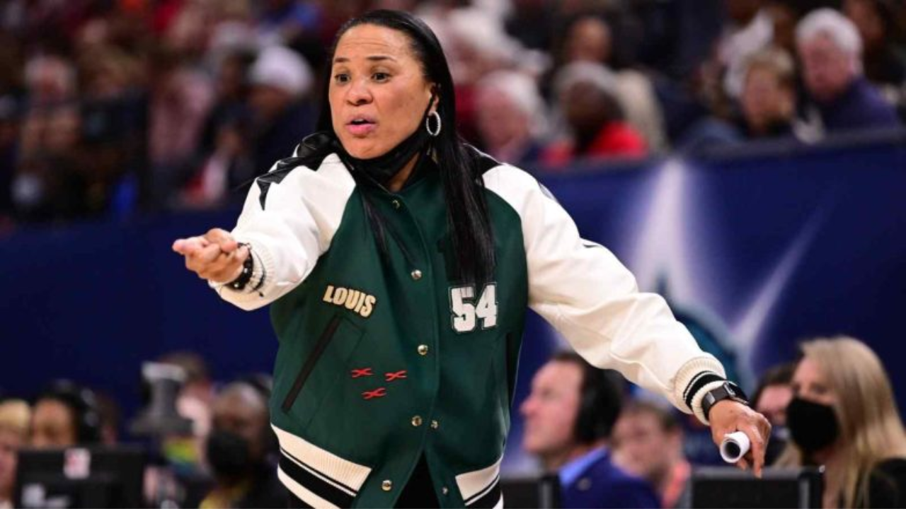 Dawn Staley Salary, Net Worth, Son, Age, Parents, Married, Husband