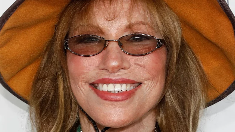 More About Carly Simon
